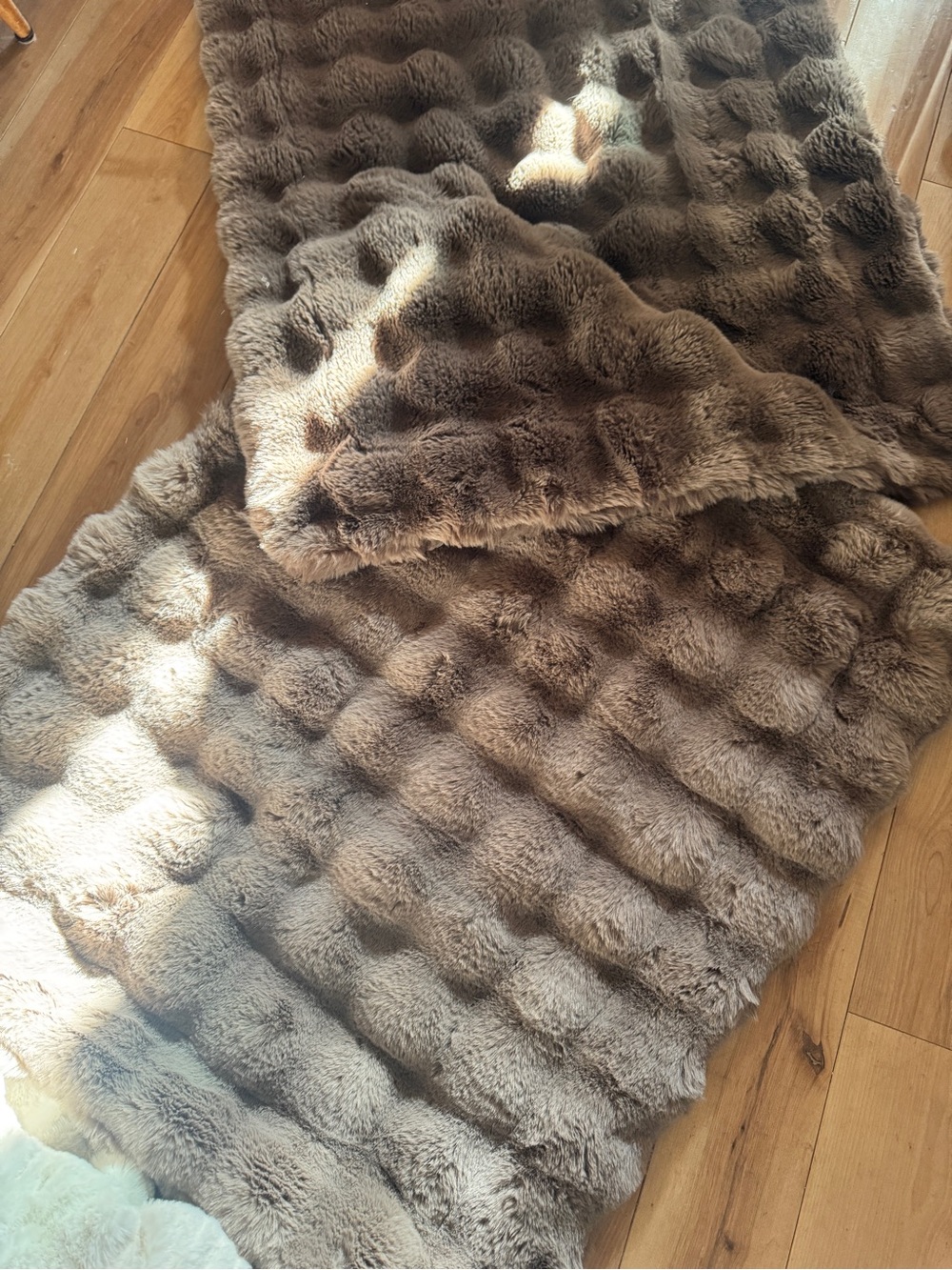 lola Plush Pet Pad in Brown - Picture 5 of 5